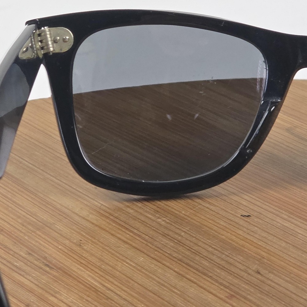 Ray-Ban RB2140 Wayfarer Sunglasses Mens Black Gray Disney Made Italy 1130/71 - Picture 8 of 16